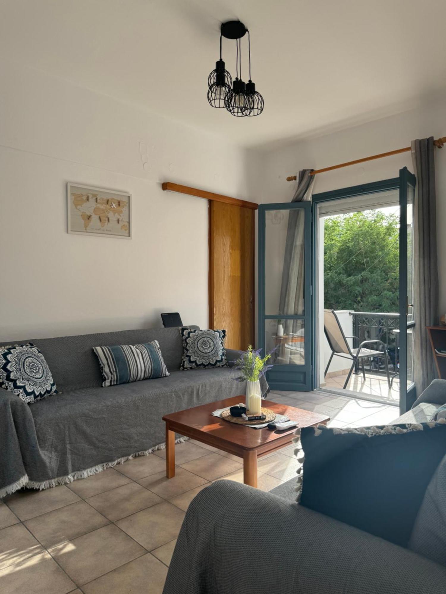 Melinda'S Cozy Apartments Plomari Екстер'єр фото