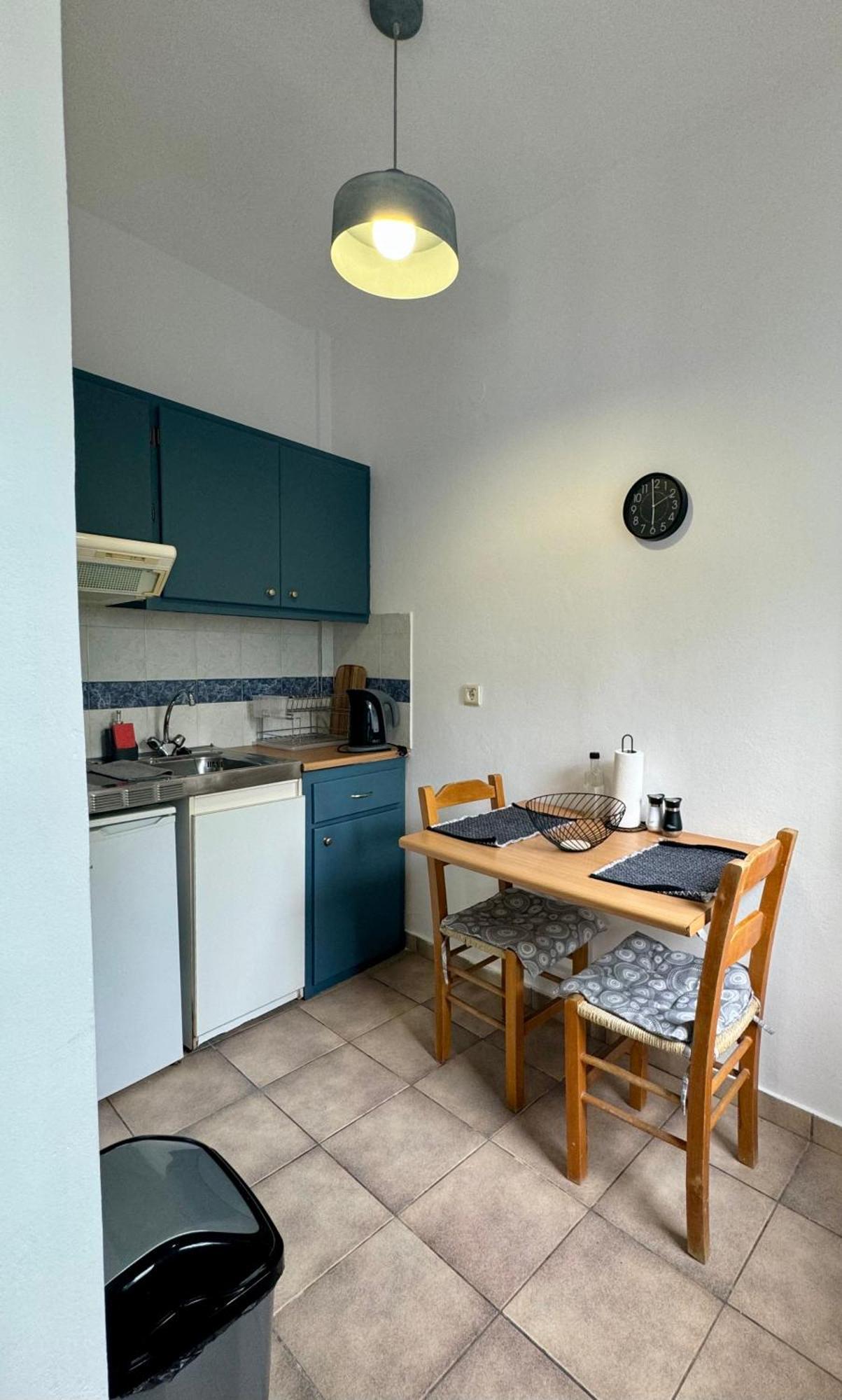Melinda'S Cozy Apartments Plomari Екстер'єр фото
